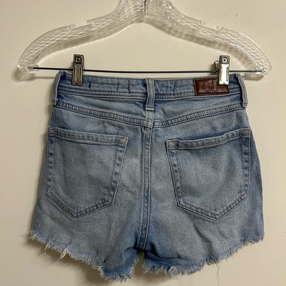 Hollister  Ripped Jean Shorts - Picture 2 of 3